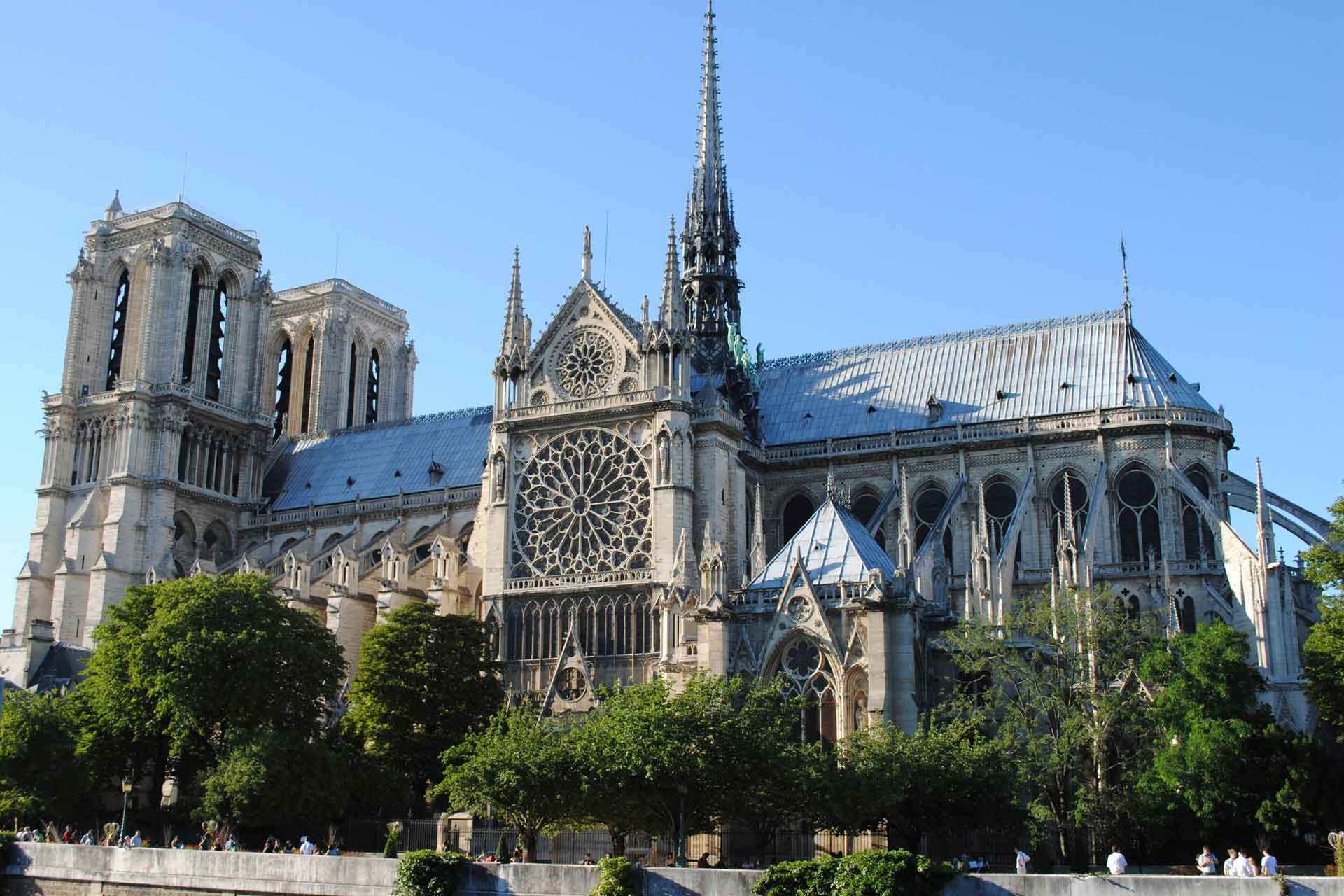 Les plus beaux monuments de Paris à admirer depuis la Seine
